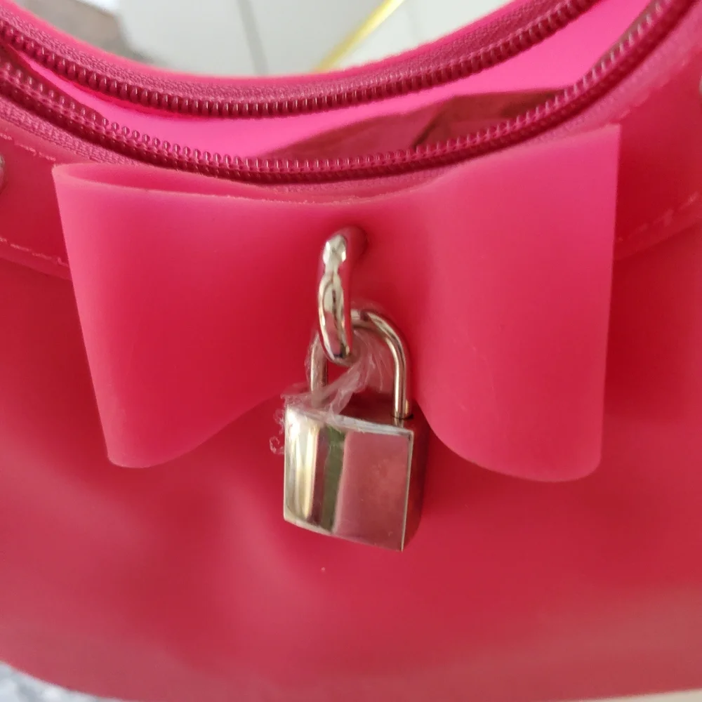 Hot Pink Lucite SHOULDER BAG - Picture 3 of 7